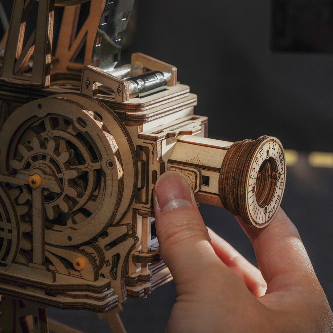3D Wooden Puzzle - Enter the Magical World of Cinema with Vitascope/Film Projector